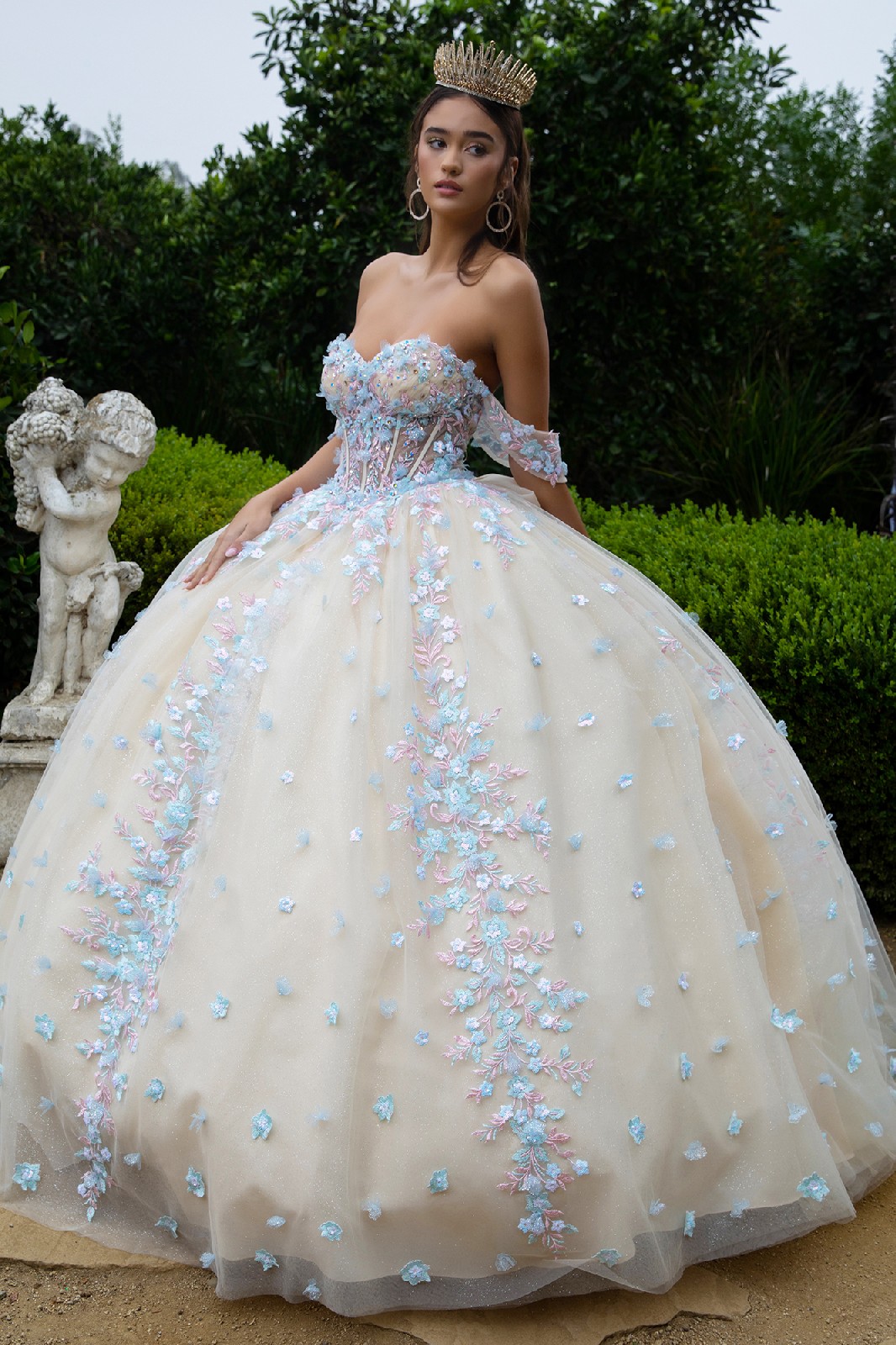 Isaris Dress Isaris Dress
